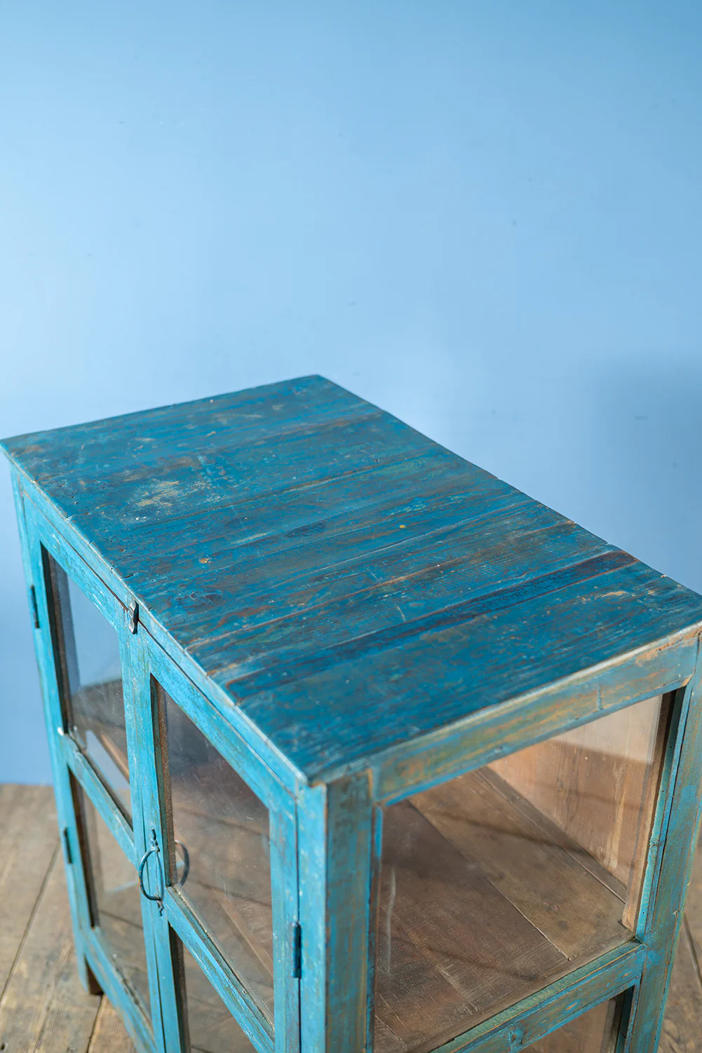 Blue Vintage Display Cabinet <p>W:74cm D:46.5cm H:92cm </p> - Image 3