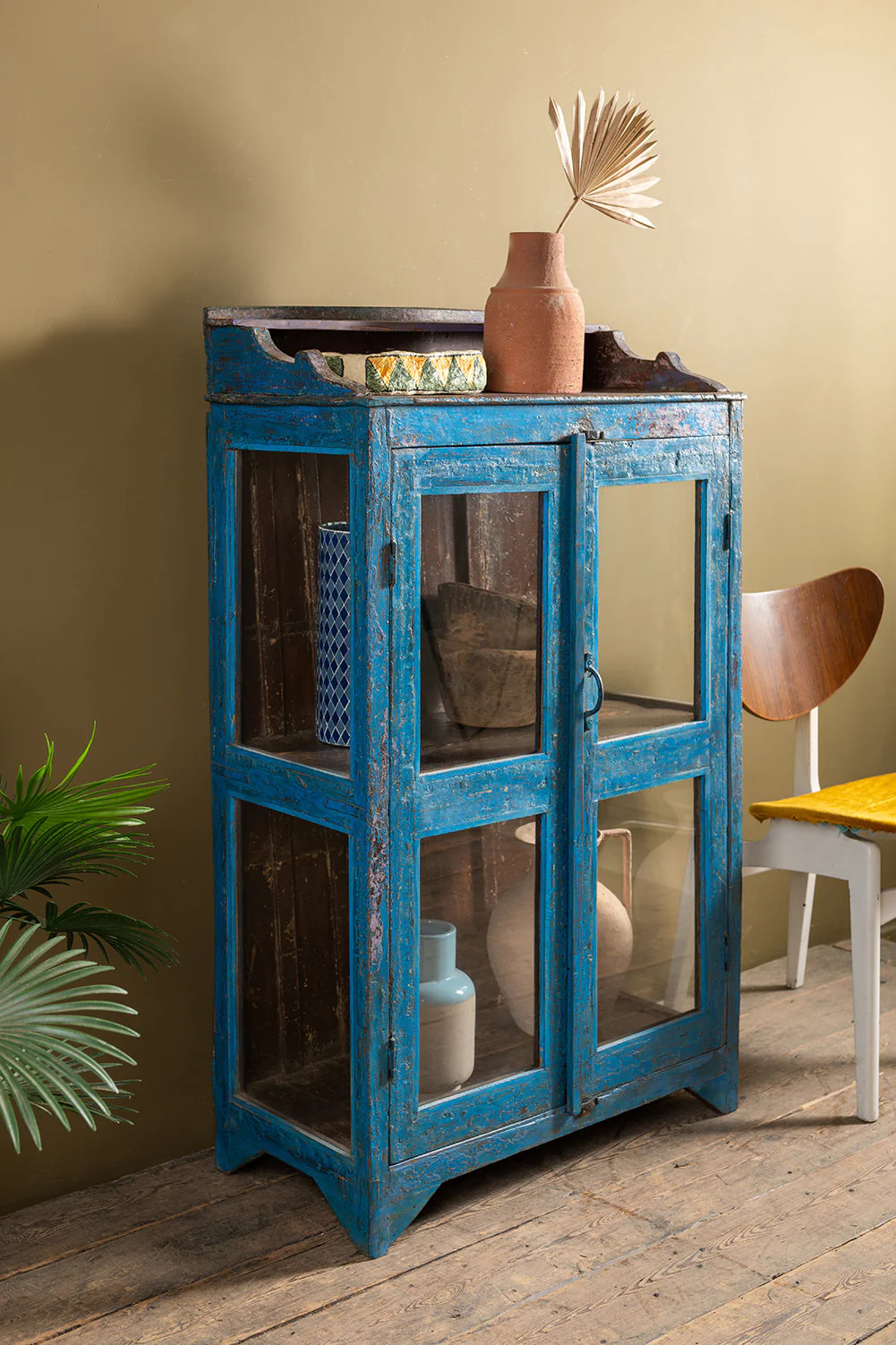 Blue Vintage Display Cabinet <p>W:75cm D:37cm H:121.5cm </p> - Image 5