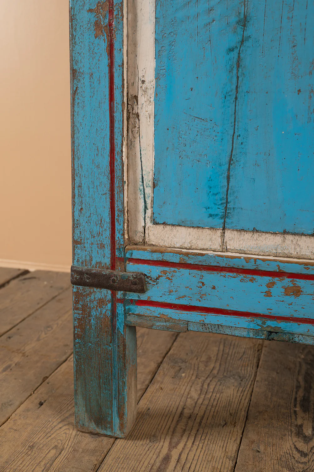 Blue Vintage Painted Cupboard <p>W:122.5cm D:64.5cm H:108.5cm </p> - Image 8