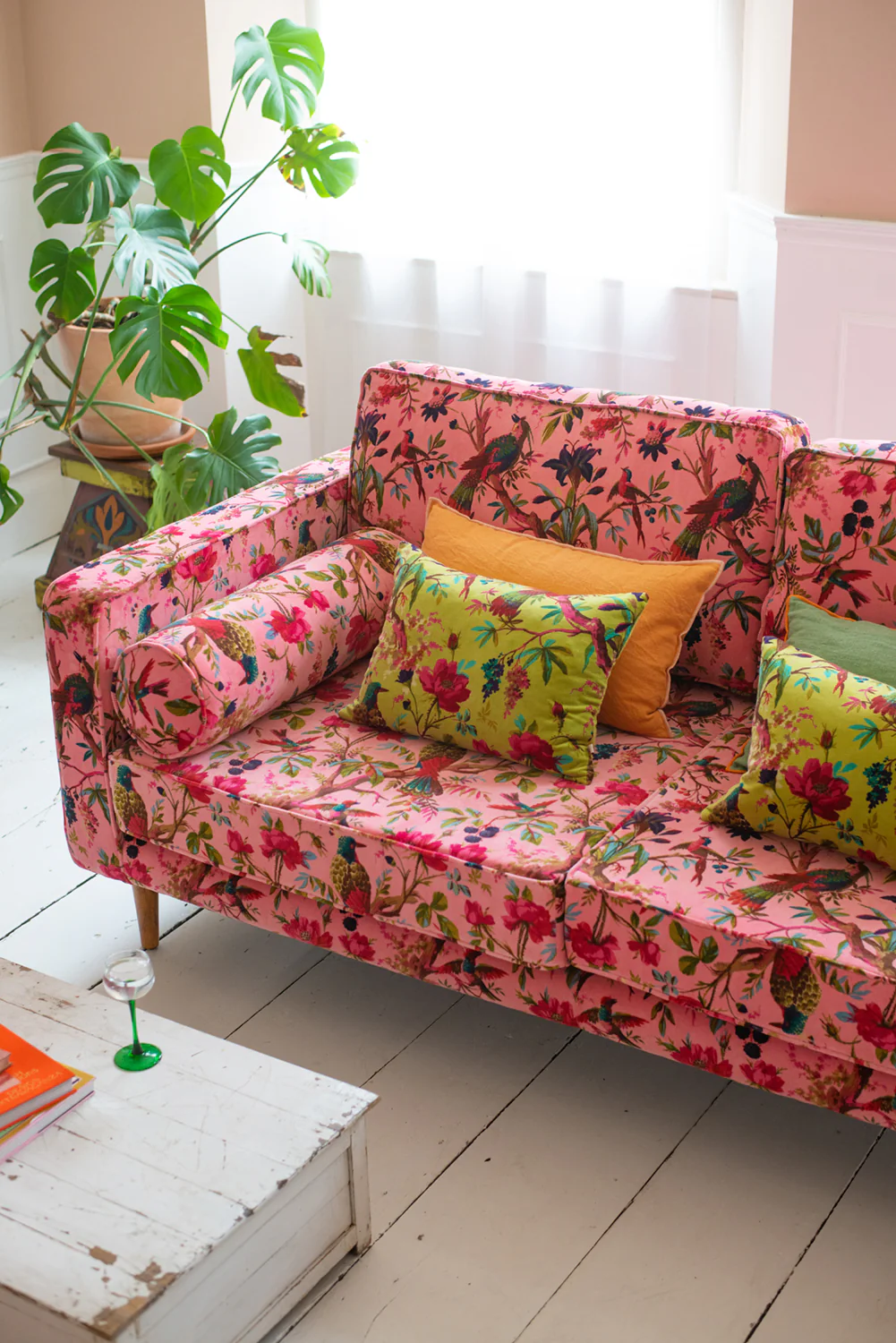 Milla Pink Bird of Paradise Velvet Sofa - Image 4
