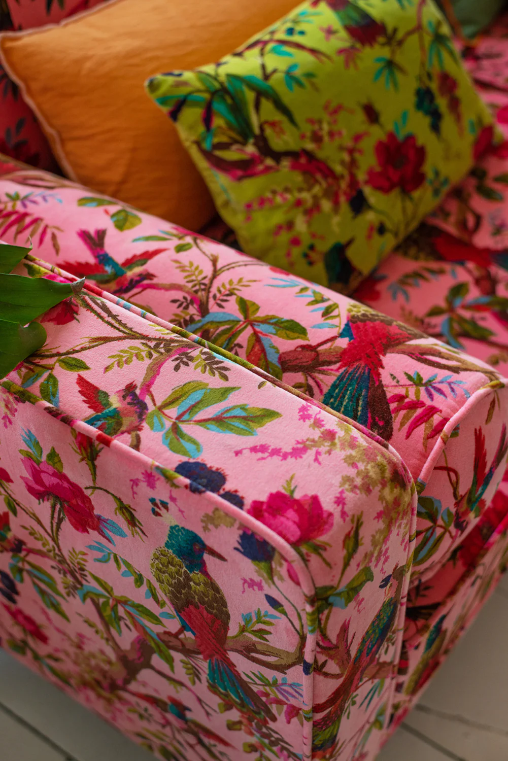 Milla Pink Bird of Paradise Velvet Sofa - Image 7