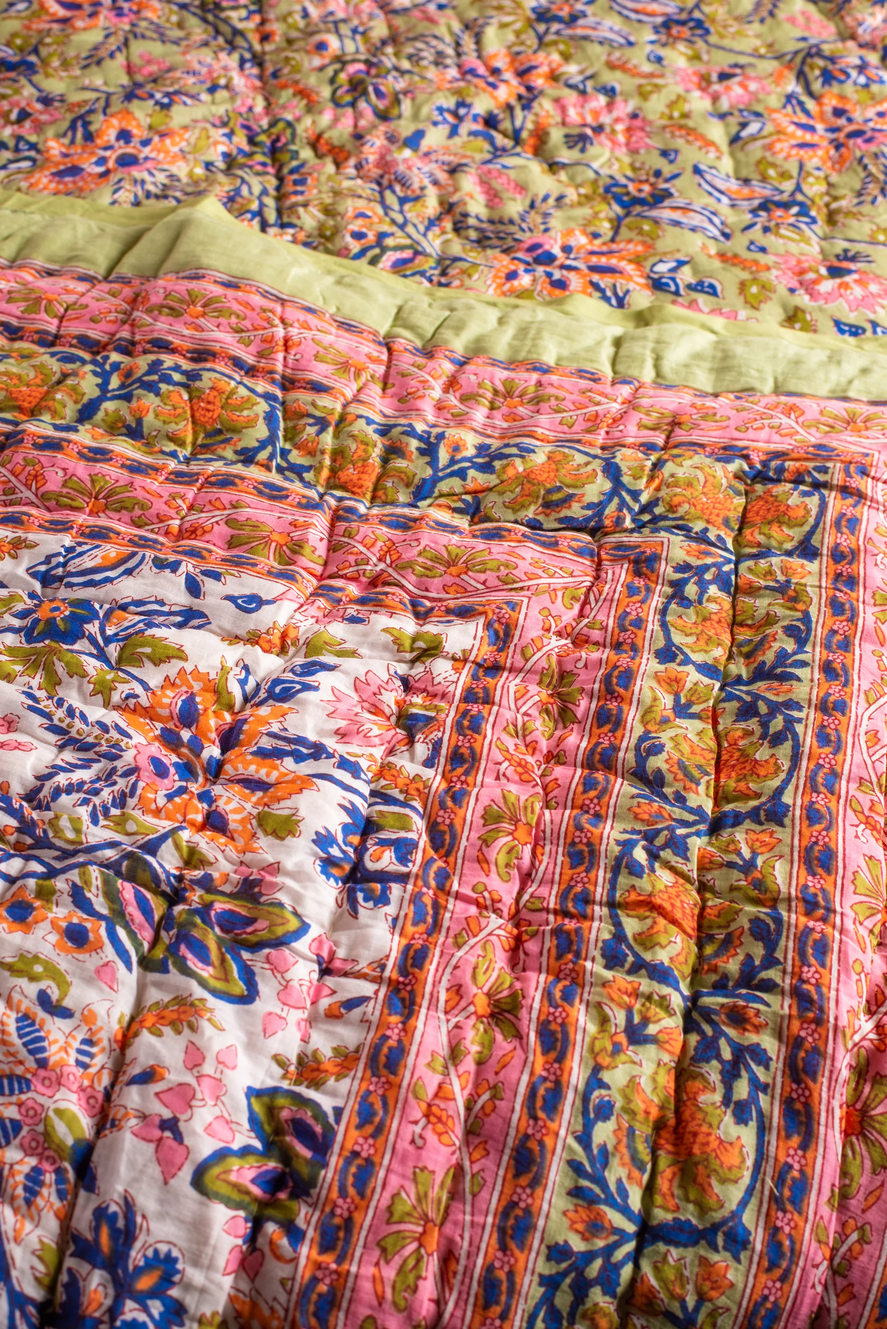 Pistachio Blossom Reversible Floral Quilt - Image 8