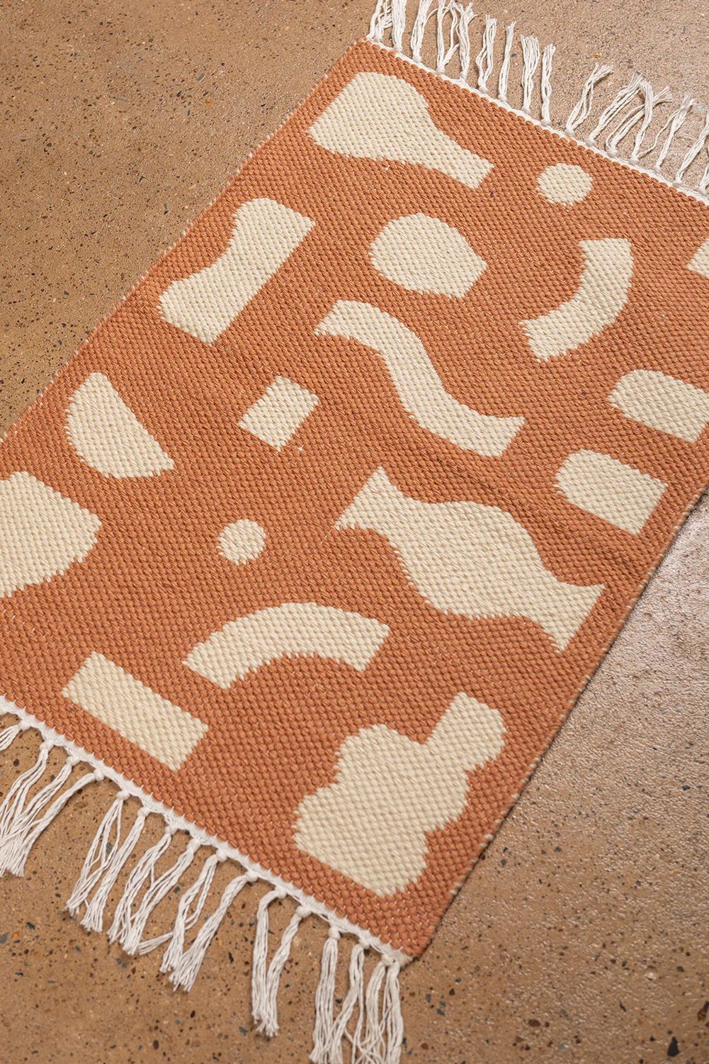 Seconds Terracotta & Cream Small Abstract Rug - Image 2