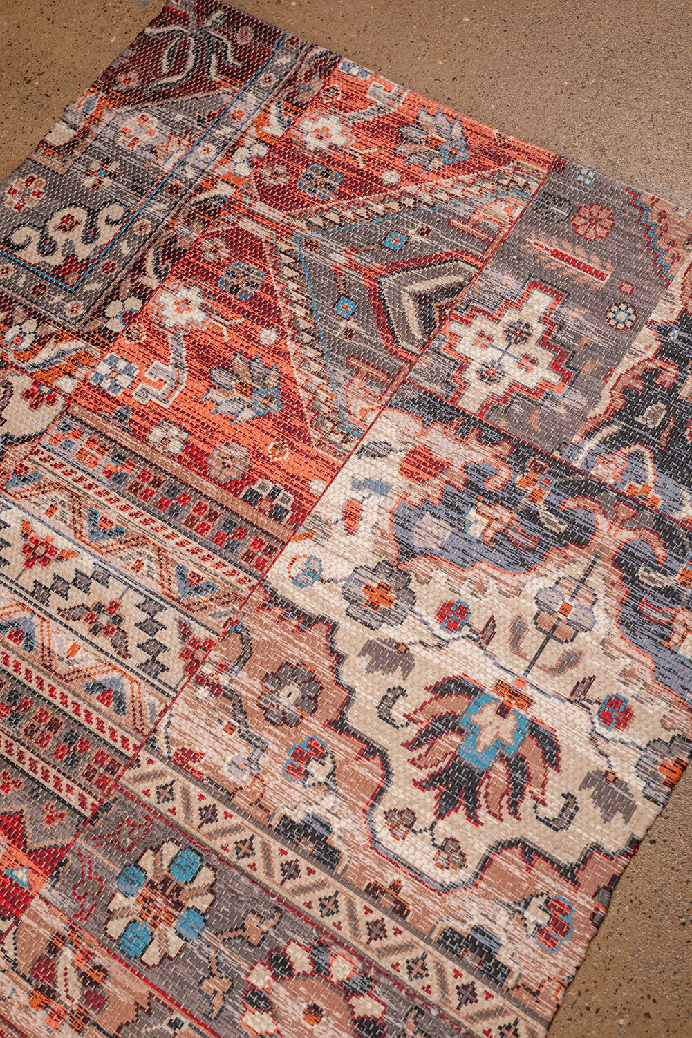 Seconds Medium Chindi Antique Style Printed Rug - Image 3