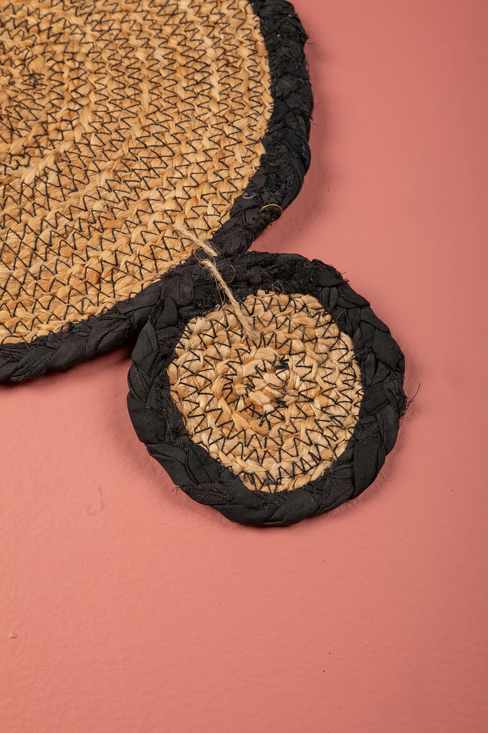 Seconds Jute & Black Round Placemat & Coaster Set - Image 3