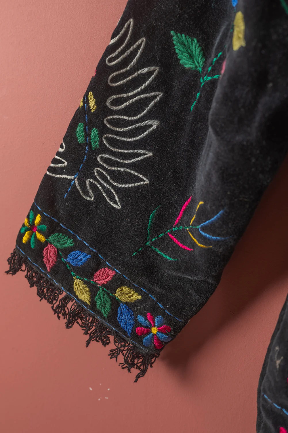 Seconds Edith Black Velvet Jacket - Small - Image 3