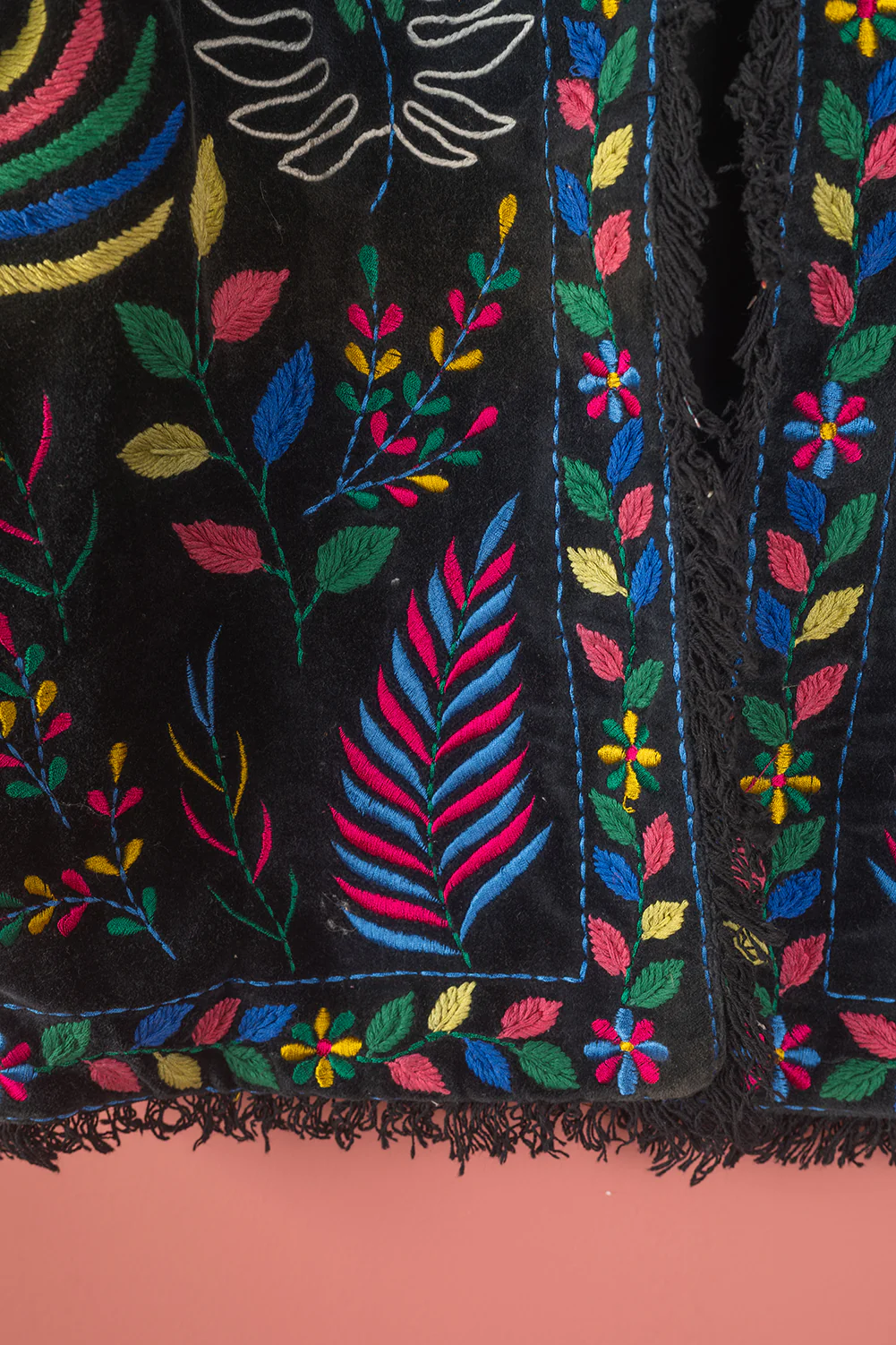 Seconds Edith Black Velvet Jacket - Small - Image 4