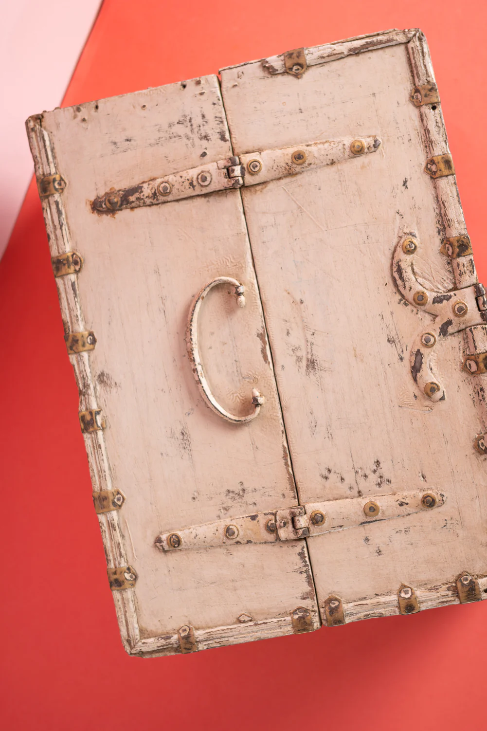 Vintage Cream Wooden Storage Chest - Image 4