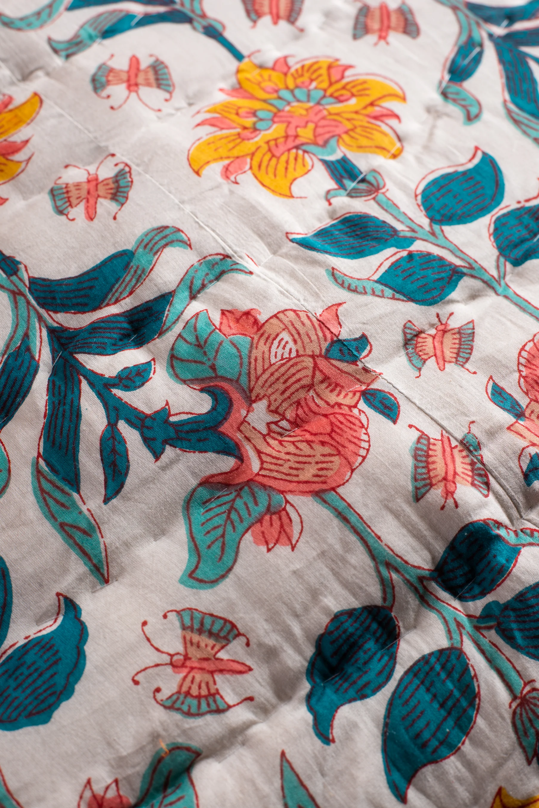 Delft Ether Reversible Floral Quilt - Image 7