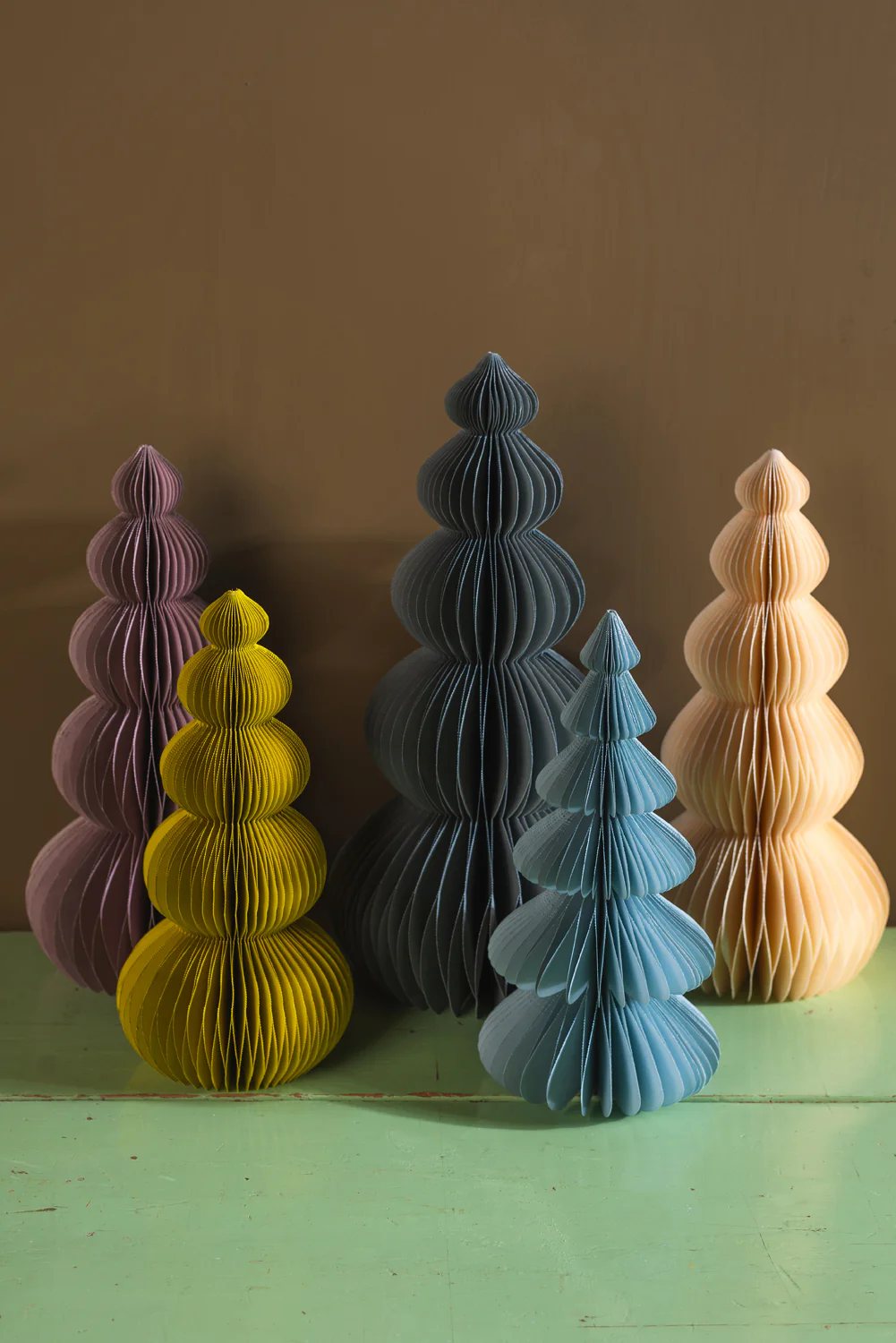 Cream Honeycomb Ball Origami Paper Tree - Image 5